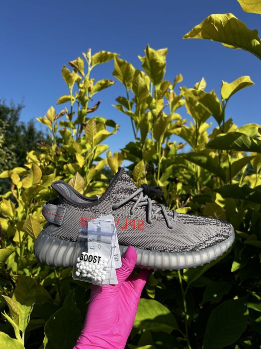 Yeezy 350 Gri