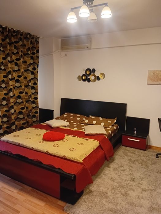 Închiriez garsoniera Confort City