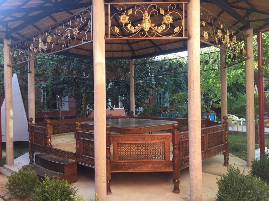 Назарбек Харакат махалла Nazarbek 8 сотих.11 хона.