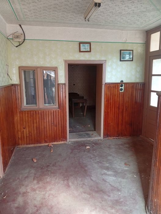 Vând casă în loc. Pecica