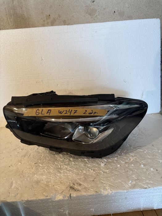 Фар Mercedes GLA W247