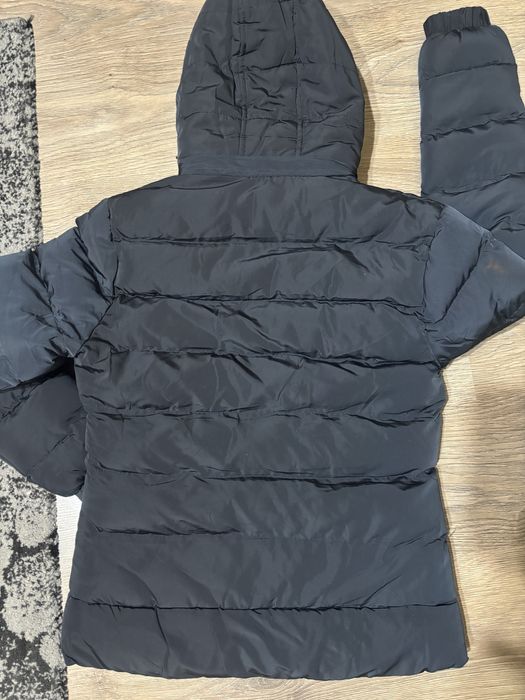 Дамско спортно яке