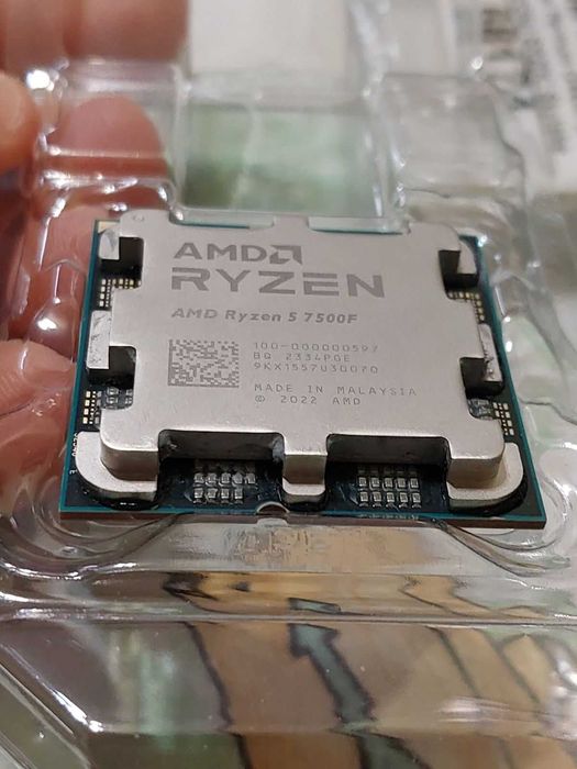 AMD Ryzen 5 7500F, 6-ядрен, AM5