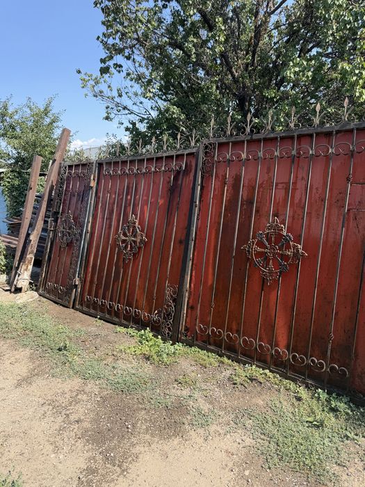 Продам ворота  длина 4,50