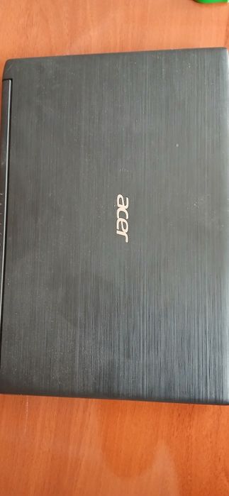 Noutbook ACER HDD 1TR.