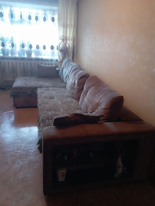 Продам диван угловой