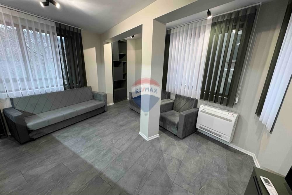 Двустаен апартамент за продажба кв. Бриз В.В 4176