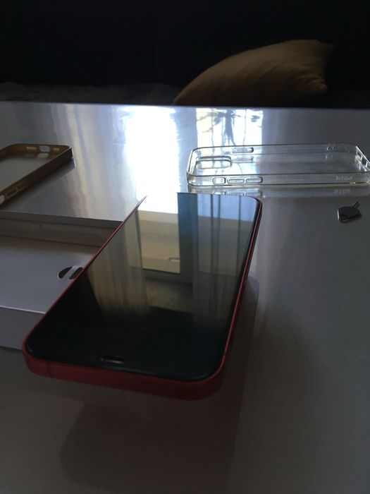 Iphone 12 Product Red 128GB Неразличим от нов!