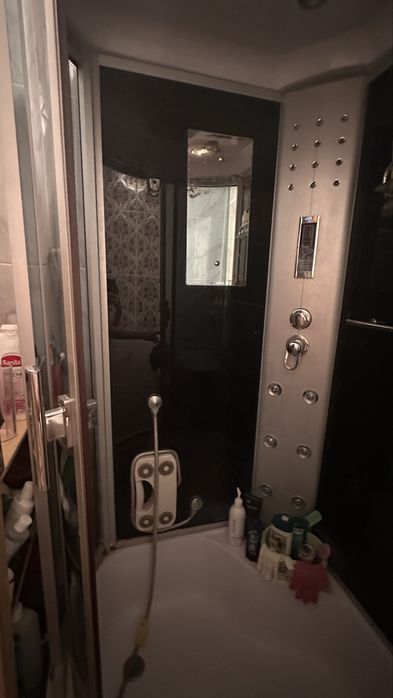 Душевая кабина б/у самовывоз Срочно!!!