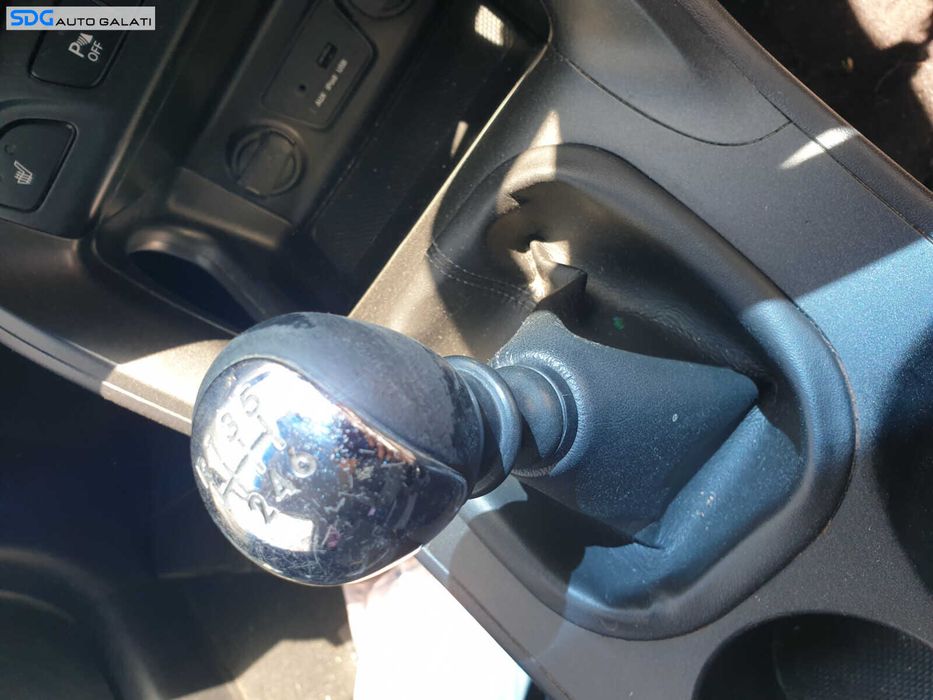 Nuca cu Manson cu Uzura Cutie Manuala 6 Trepte cu Uzura Hyundai ix35 2009 - 2015 [Q1530]