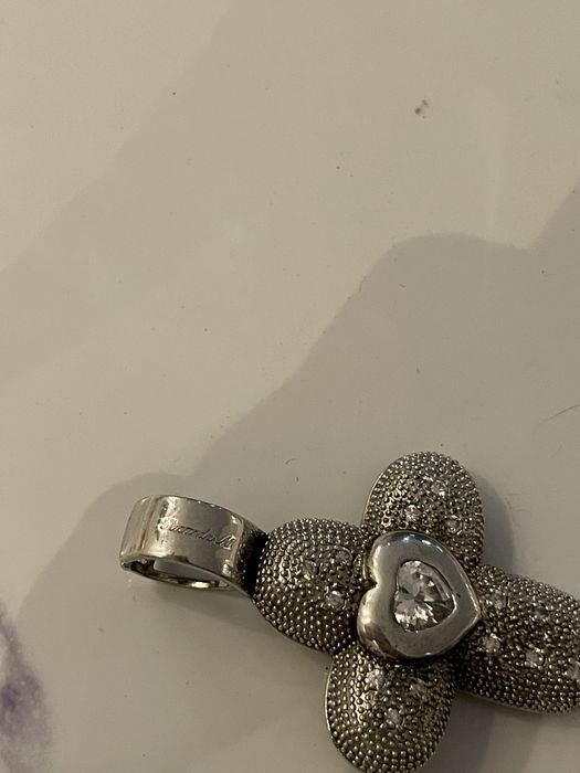 Cruce superbă din argint