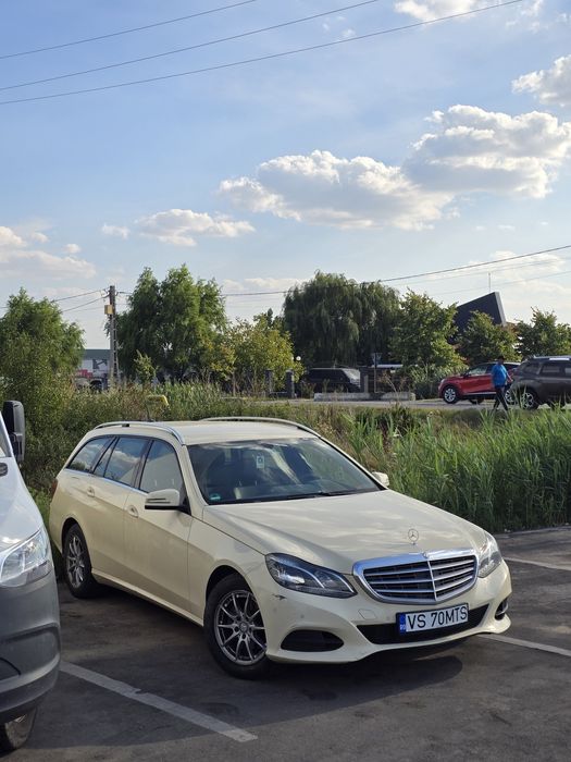 Vând Mercedes-Benz E200 (W212) break, 2016