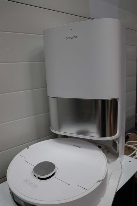 Прахосмукачка робот Dreame L10s Ultra, 5300Pa, AI Camera, Self-Clean