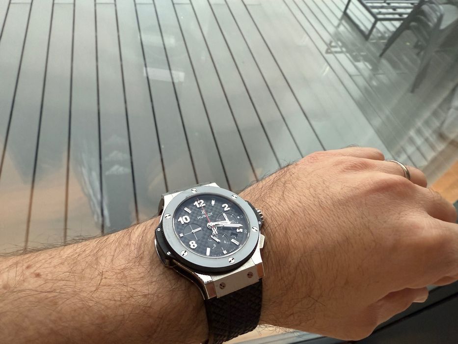 Hublot Big Bang Chronograph Ref. 301.SB.131.RX 44mm Ceramic Carbon