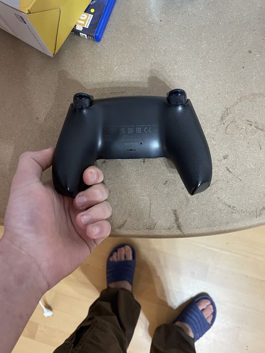 Vand controllere ps5 galati