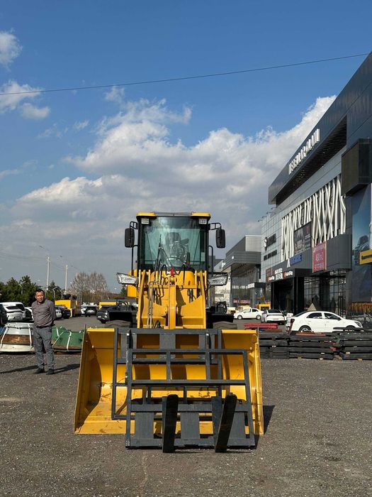 Фронтальный погрузчик FUJN958 1.5 Куб