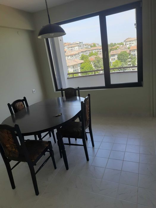 Продава се Тристаен апартамент в Плевен, 9-ти квартал - 130 кв.м за 1270 €/кв.м - Снимка #8