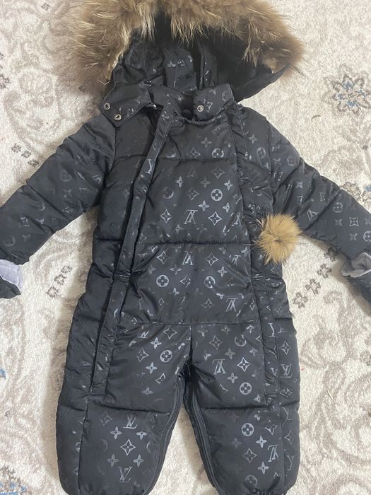 Продам комбинезон