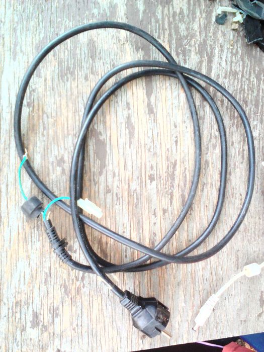 Електронна скрап от 2 принтера от 1993г НР и Самсунг