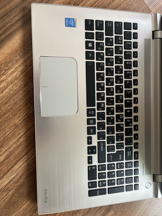 лаптоп laptop Toshiba SATELLITE P50-C с подарък мишка