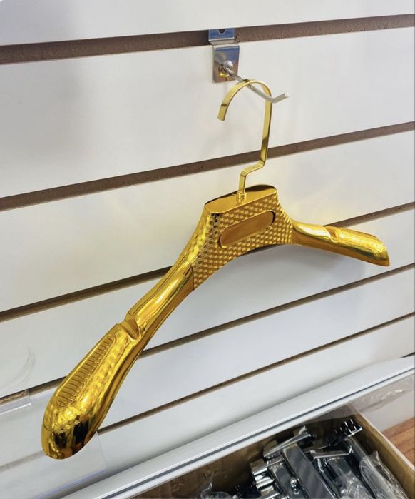 Veshila judayam mustaxkam rangi faqat zalatistiy boshqa rangi yoq