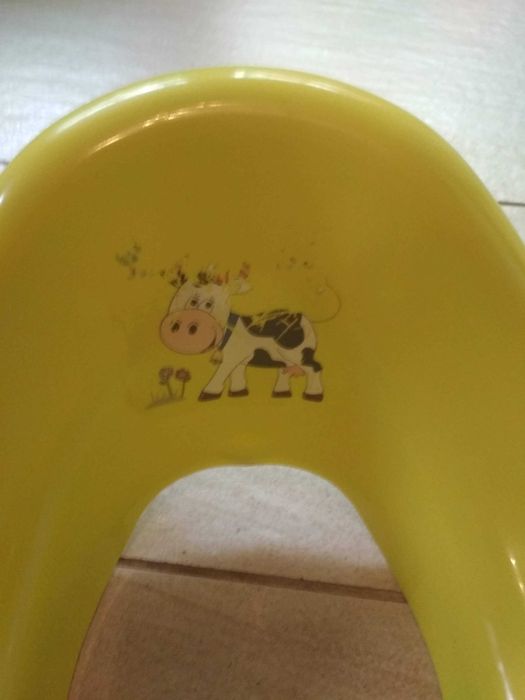 Детски анатомичен неплъзгащ адаптор седалка за тоалетна чиния гърне