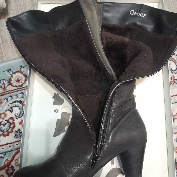 Сапоги зима 41 размер и 39 размер