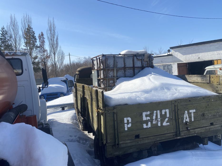 Продам бортовой уаз 1990 года