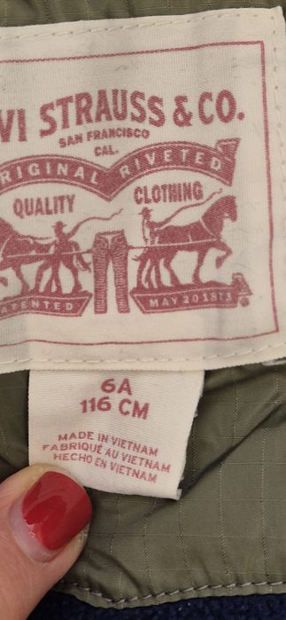 Детско яке Levis за 6 години 16 см
