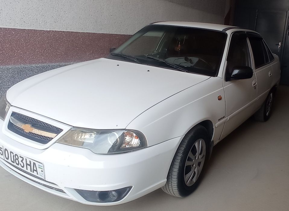 Nexia 2 oq rangli