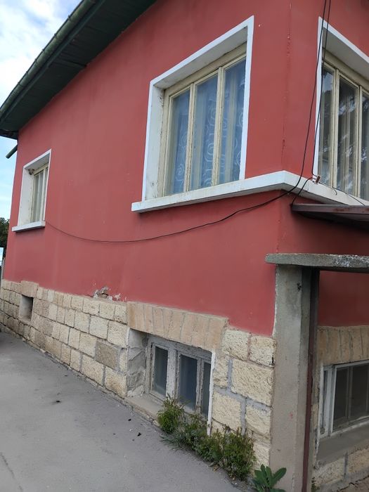 Къща в град Кривол , област Монтана(ВРАЧАНСКО)-0885119498