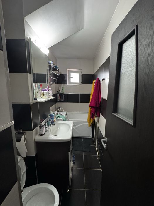 Apartament cu 2 camere decomandat