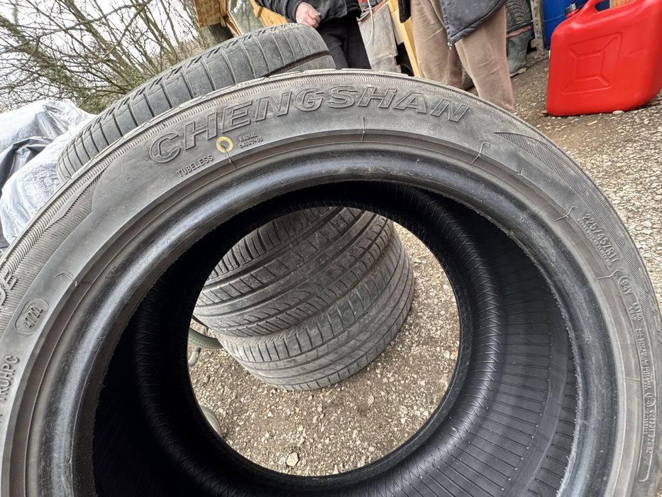 Летни Гуми 225/45 R17