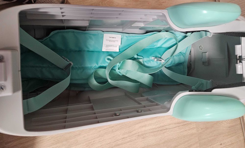 Troler/valiza cu roti samsonite