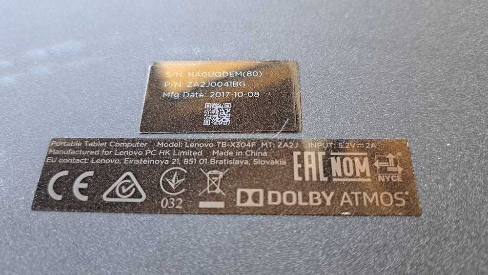 Lenovo Tab4 10 - 10.1" IPS/2GB/16 + 16GB/WiFi/ - Пълен комплект!