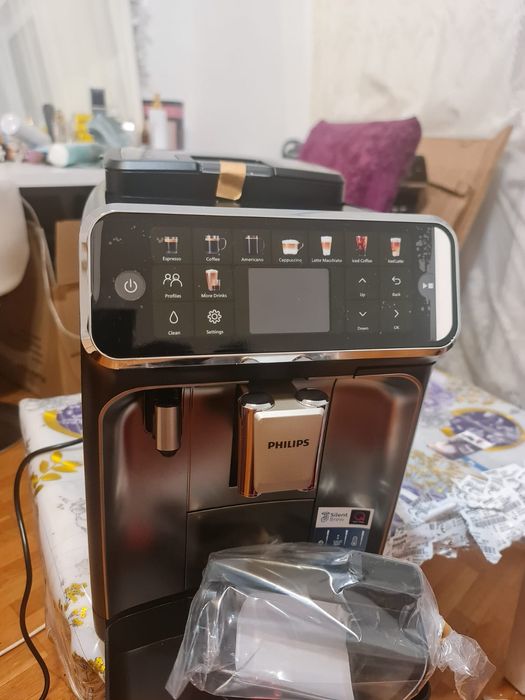 LatteGo Philips Seria 5500 Ep 5547.90