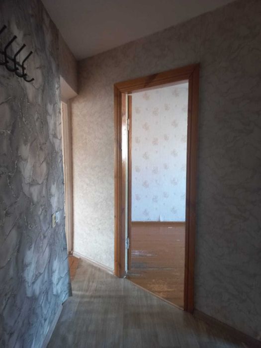 Продам 2 комн. квартиру район кафе  Мороженое