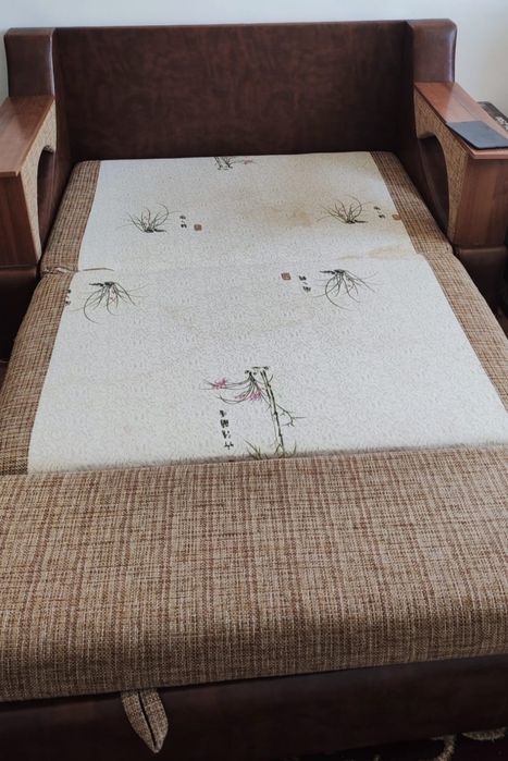 Диван-полуторка (180x150) с полками