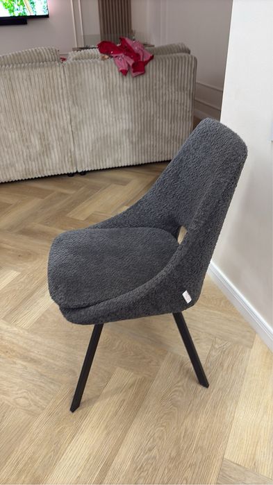 Scaun. Tapitat Dinning XXXLutz Bej, Maro, Gri