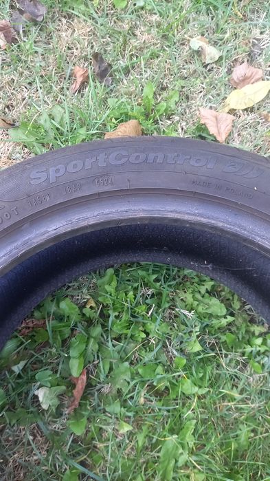 4бр. гуми 235 45 17,  две Fulda и две Black lion