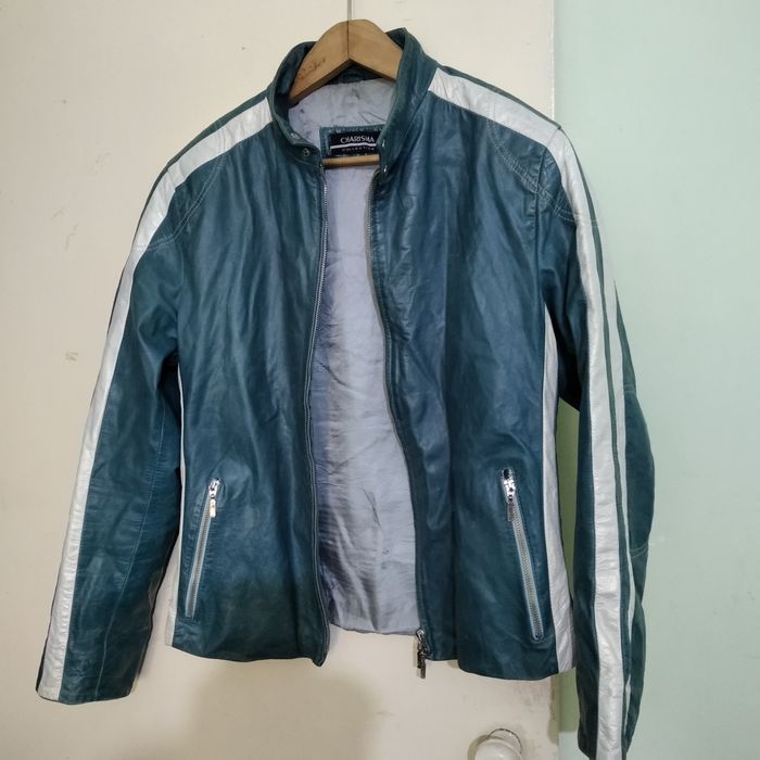 Продам натуральные кожаные куртки.