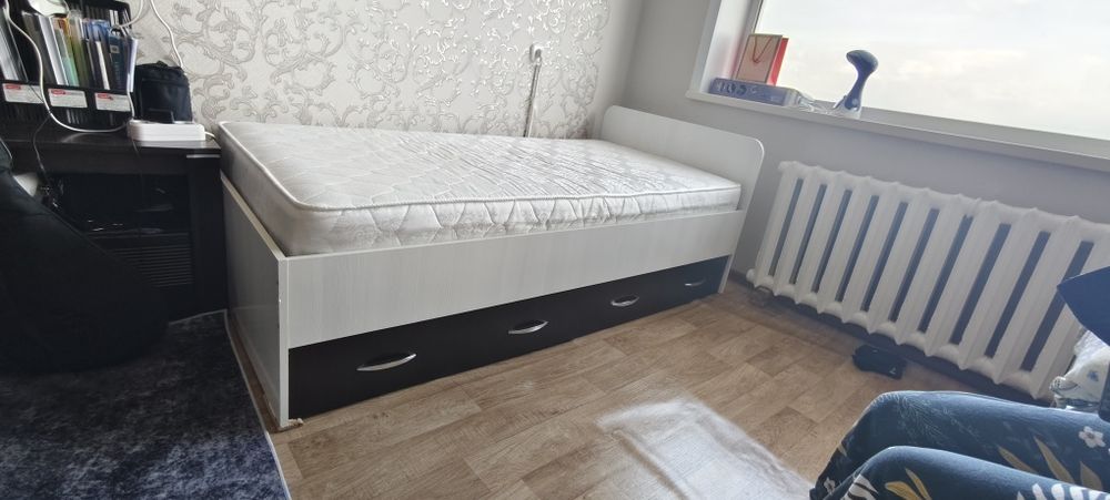 Продам мебель б/у в хорошем состоянии.