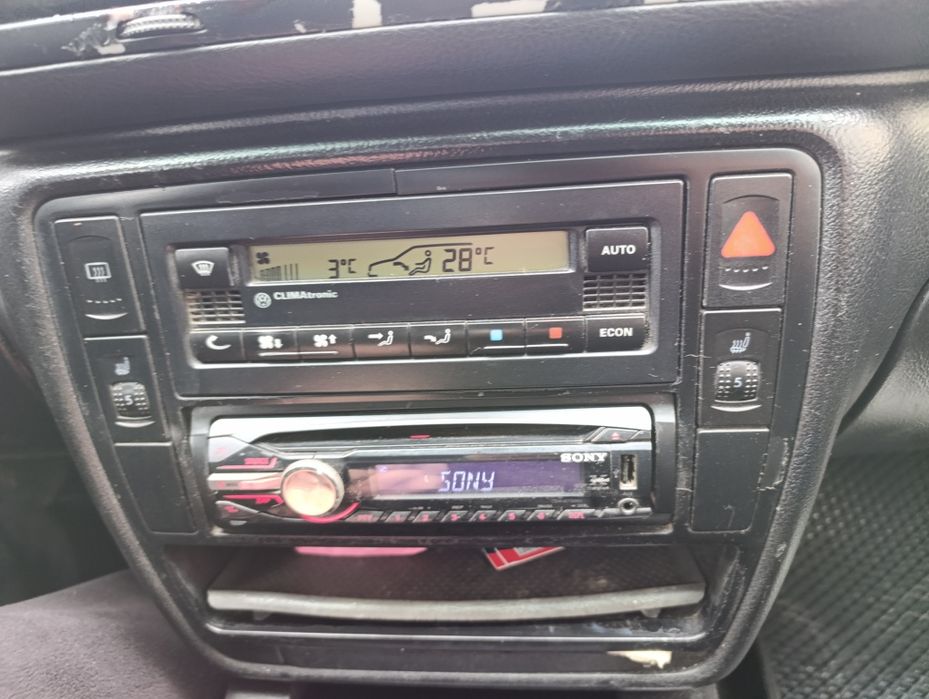 Продам     машину