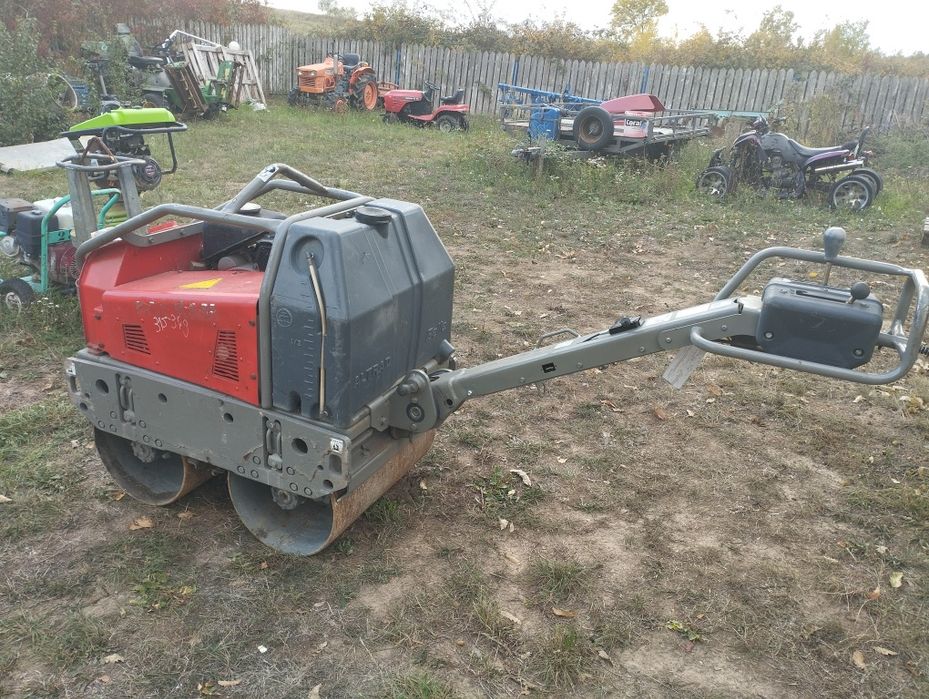 Vand/inchiriez cilindru compactor Belle Altrad 2017 motor Kubota