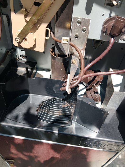 Зануси брио ,в добро състояние !