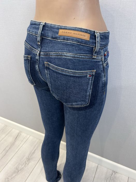 Джинсы Tommy Hilfiger