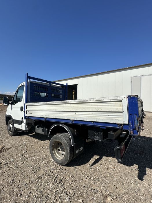 Iveco Daily 35C18 – 3.0 Diesel 180 CP – Basculabil 3 Părți