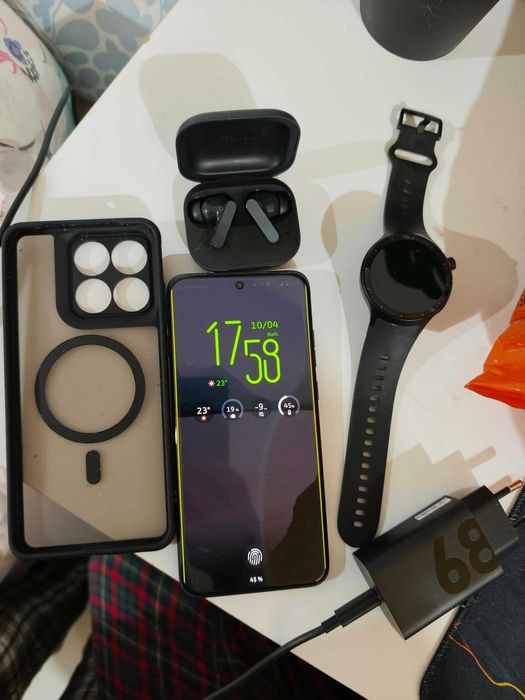 Telefon Motorola Edge 70 Fusion 256GB – Pachet Complet + Căști Wireless Ediție Cupa Mondială