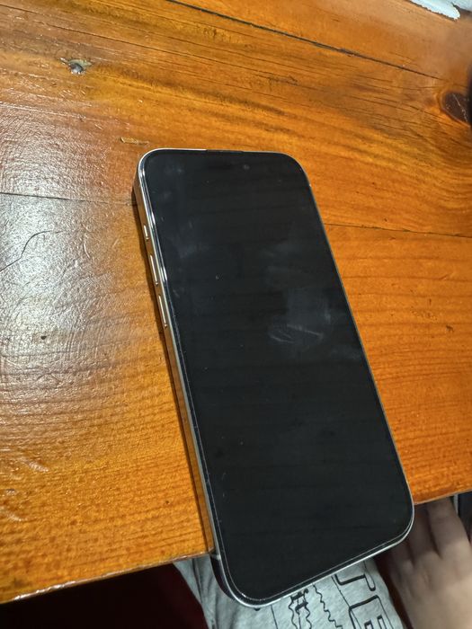 Продам Айфон 15 Про