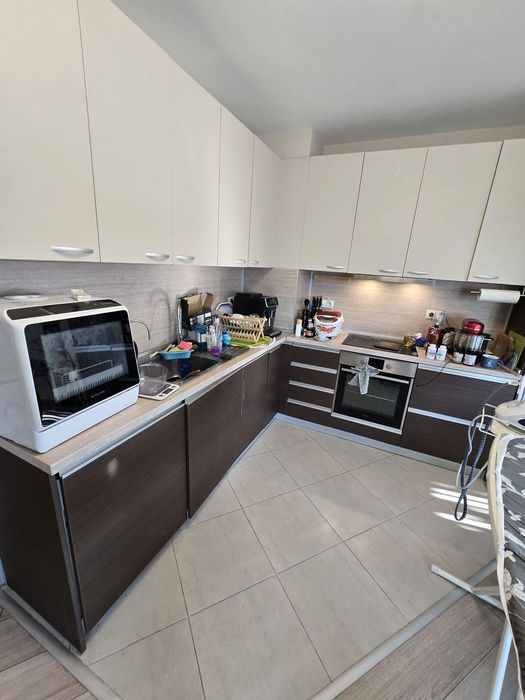 Двустаен апартамент в ж.к. Студентски град.